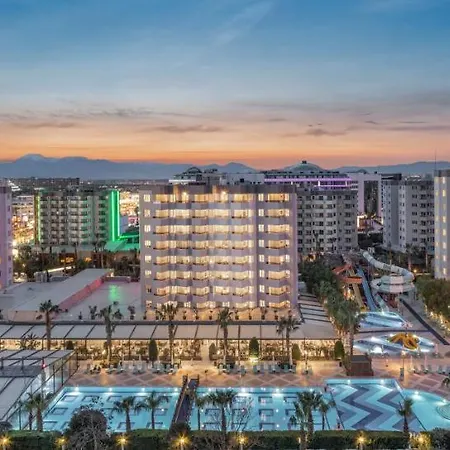 Ramada By Wyndham Lara Hotel